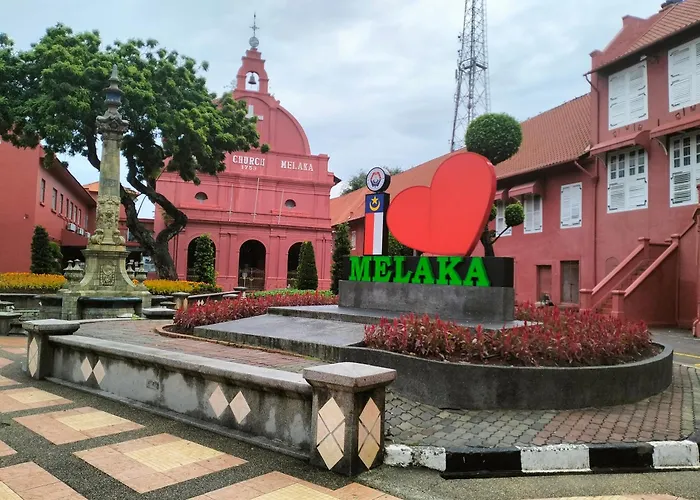 Favourite Homestay Melaka - 8Pax,4Br,4Bath