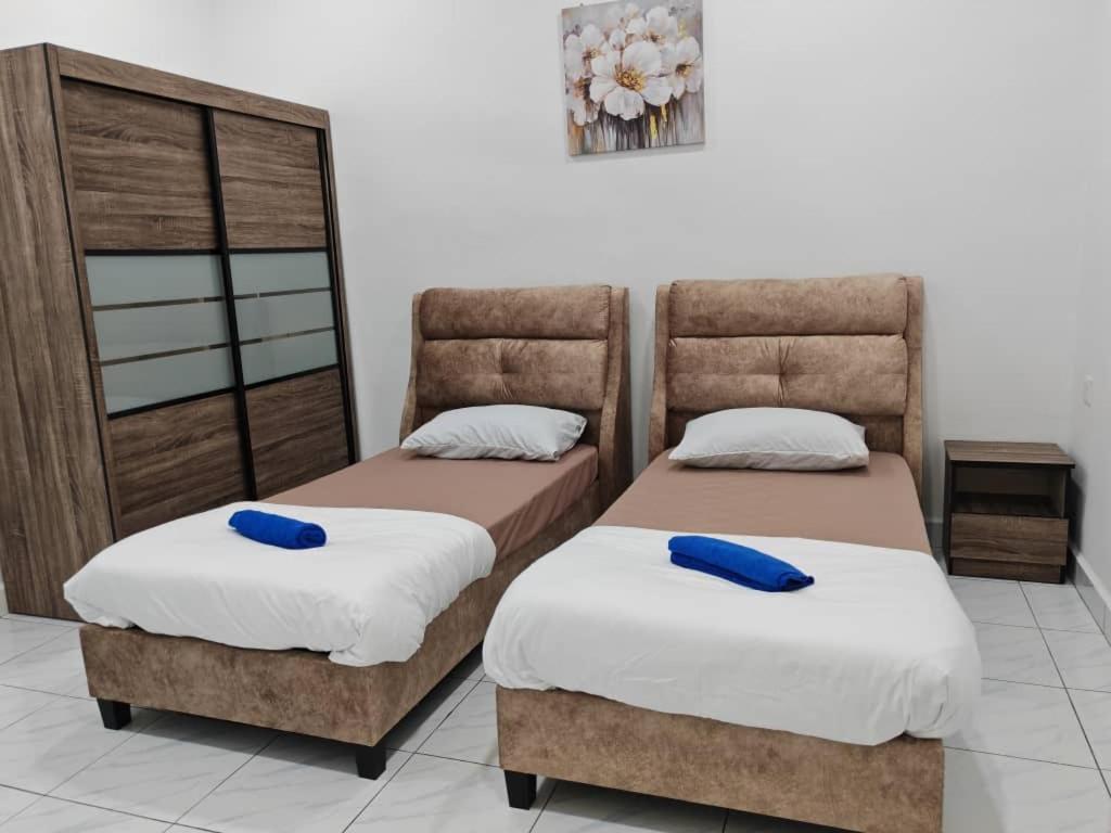 Favourite - 8pax,4br,4bath Malacca