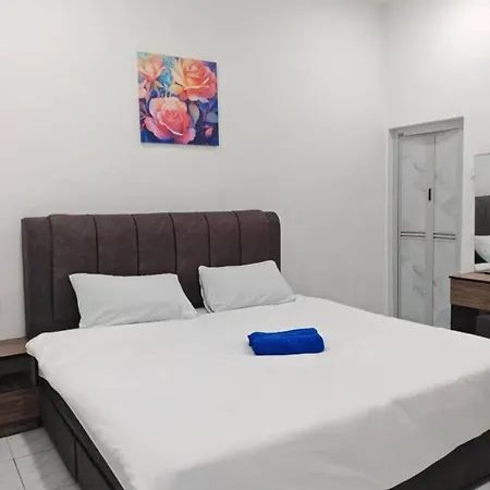 Favourite Homestay Melaka - 8Pax,4Br,4Bath Exterior photo