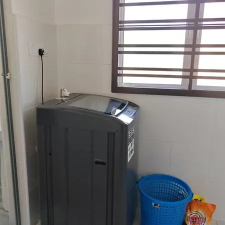 Favourite Homestay Melaka - 8Pax,4Br,4Bath Exterior photo